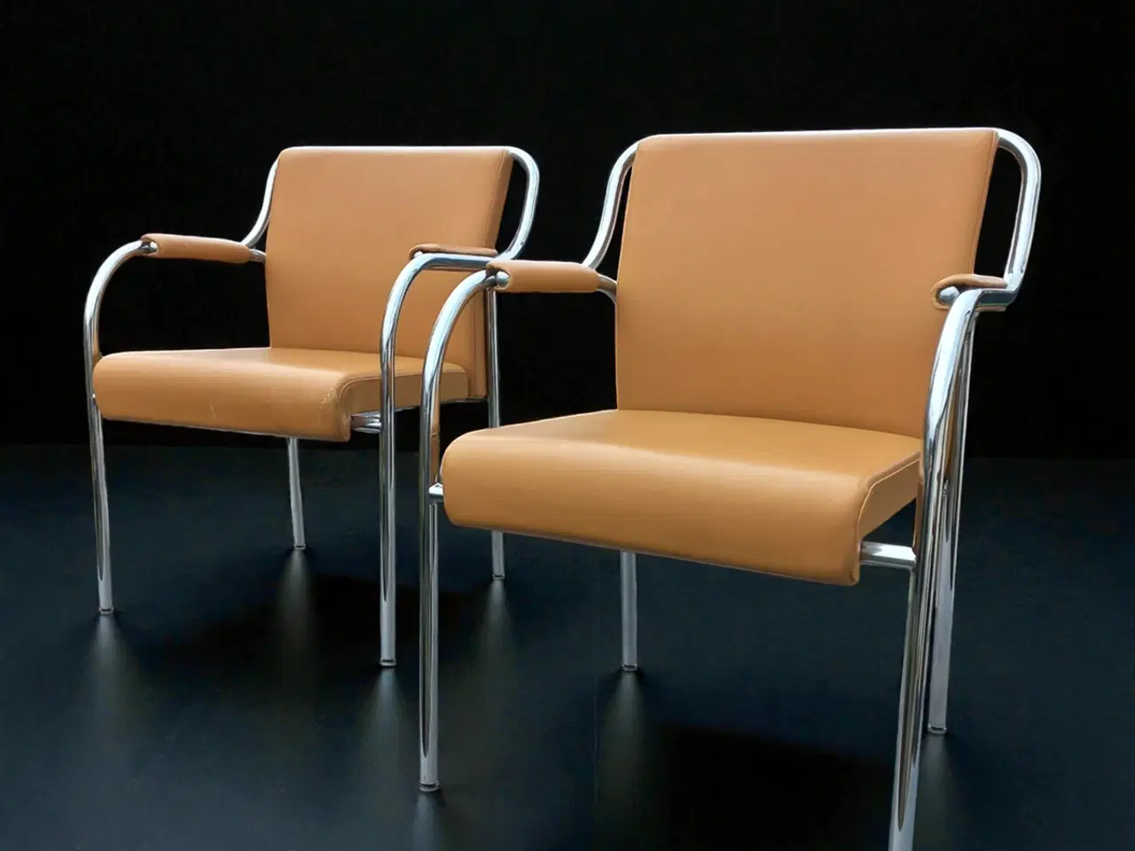 Billede 1 - Sæt af 2 Bauhaus-inspirerede armstole fra 1970’ern