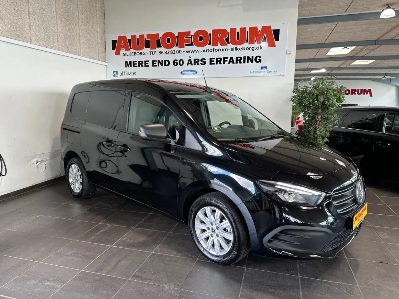 Billede 1 - Mercedes eCitan  A2 PRO Van