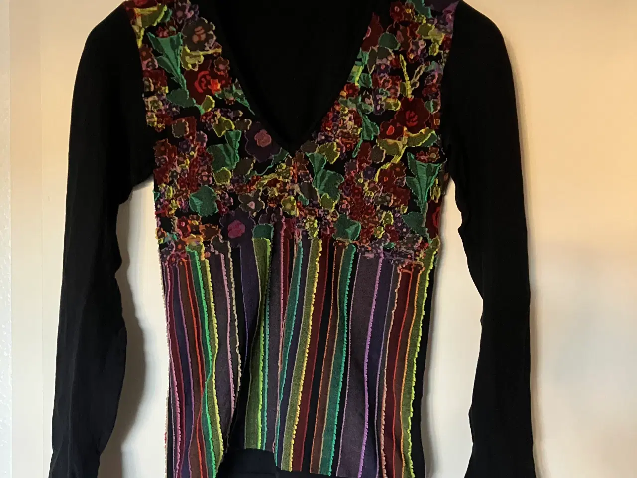 Billede 1 - Bluse fra United of Color of Benetton str S brugt 