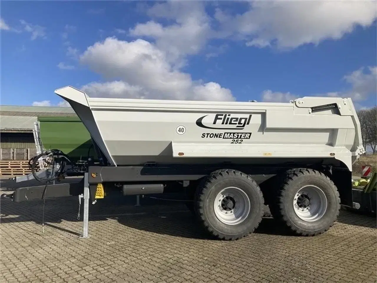 Billede 1 - - - - Fliegl Stone Master 252 Profi