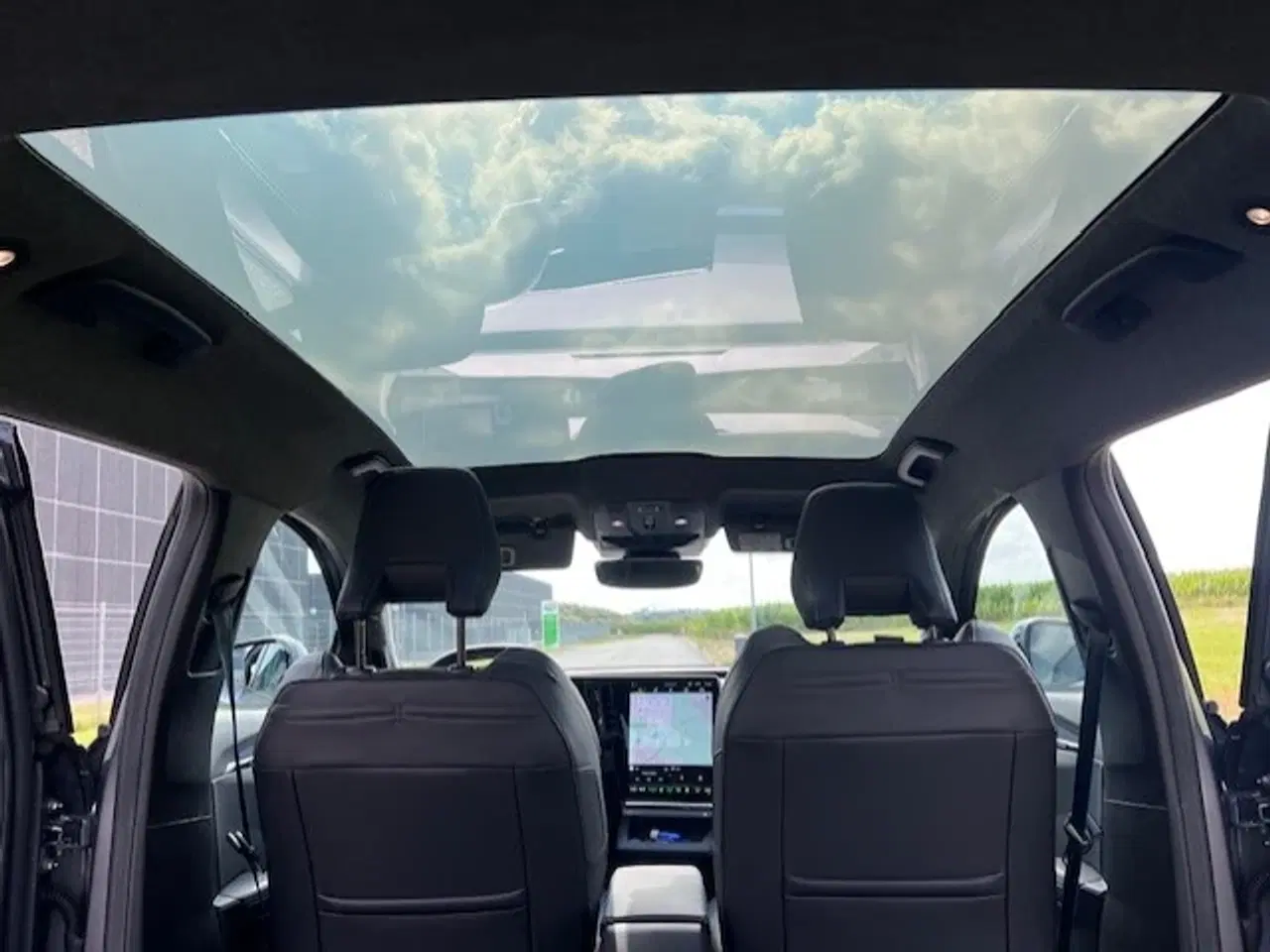 Billede 8 - Flot Renault Scenic E-Tech, m. dæmpbar glastag