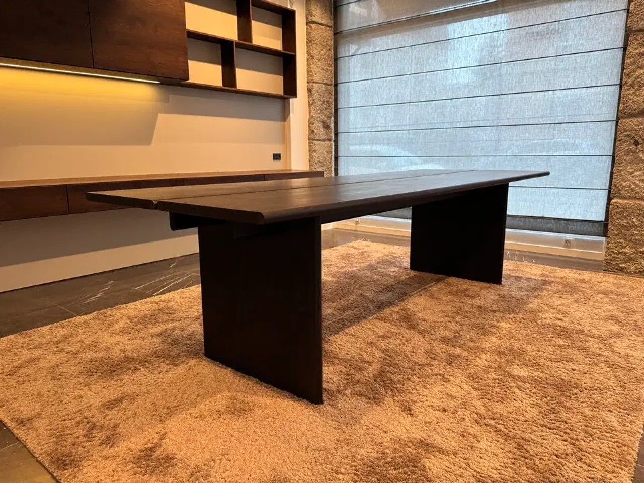 Billede 2 - Plankebord i massiv røget eg