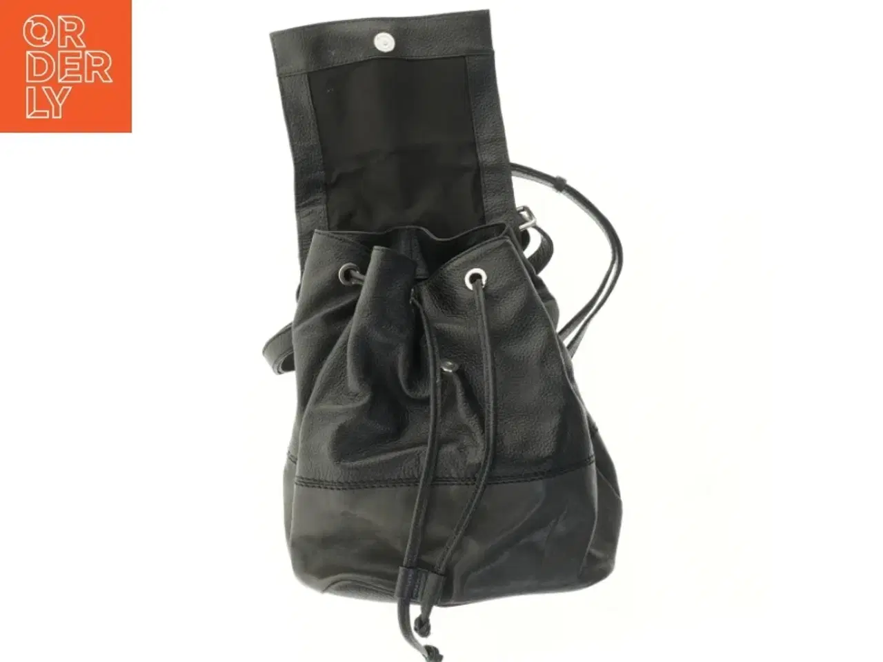 Billede 2 - Sort rygsæk i læder fra 1 One To Notice (str. 35x26x17 cm)