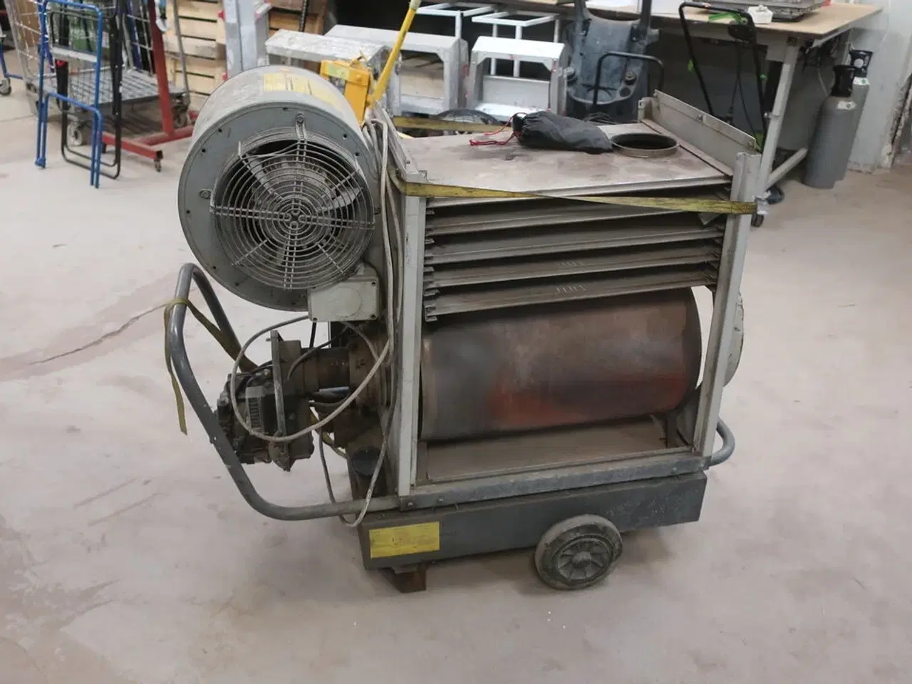 Billede 2 - Infrarød varmeovn KROLL R1-V-WLE-K44