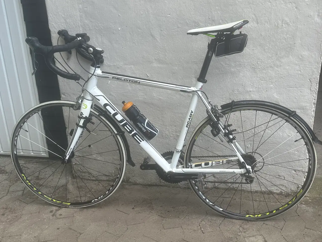Billede 1 - Cube ryttercykel str 58