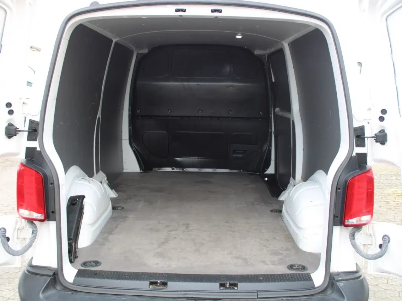 Billede 11 - VW Transporter 2,0 TDi 110 Kassevogn lang