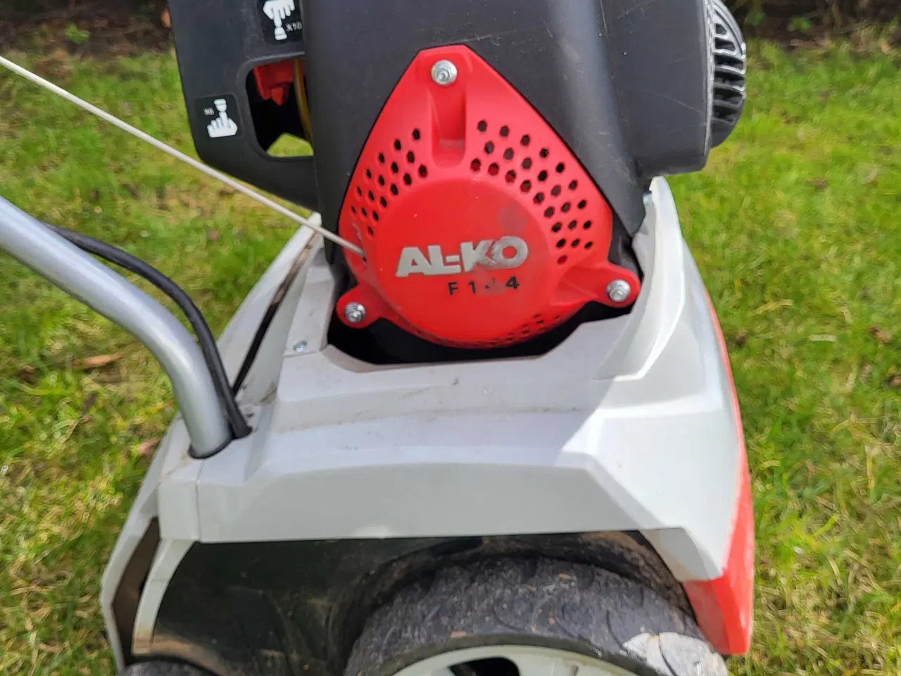 Billede 5 - AL-KO Comford 38P vertikalskærer med opsamler.