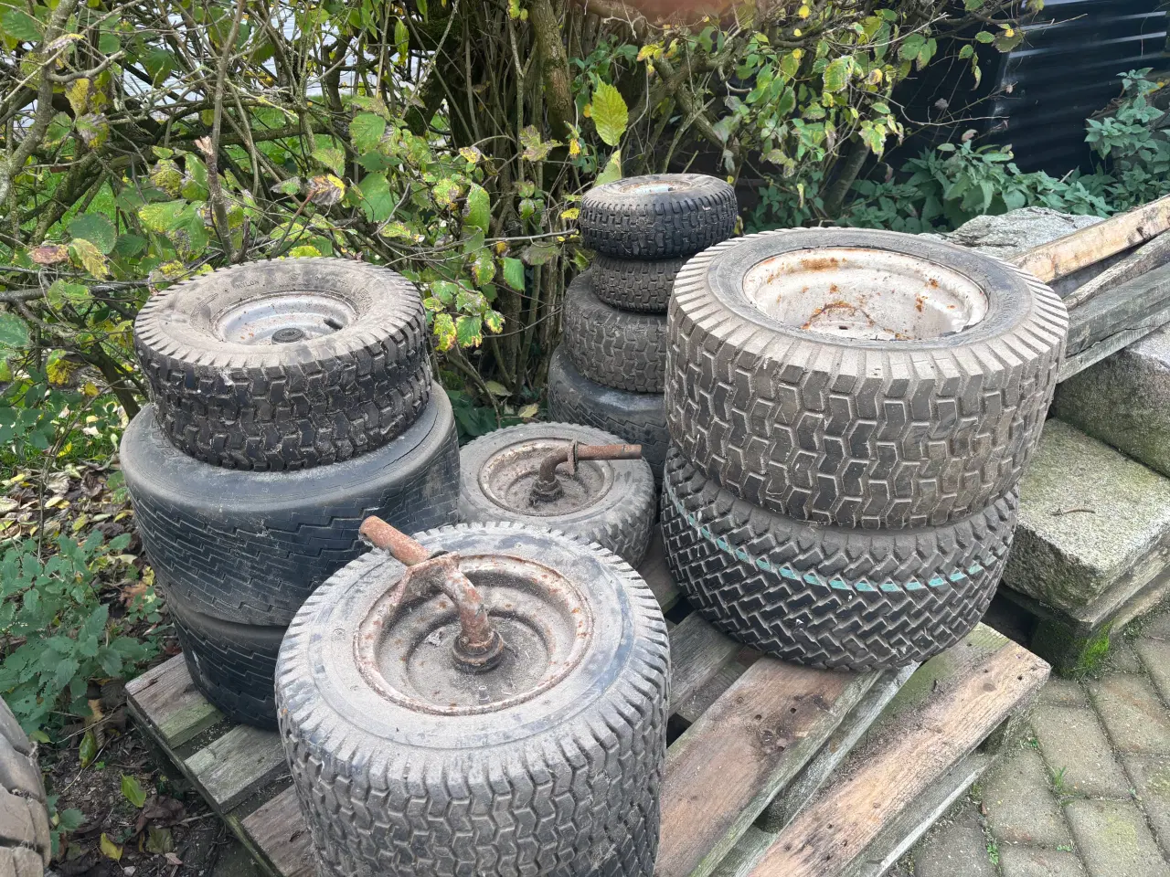 Billede 1 - Siv havetraktor. Hjul