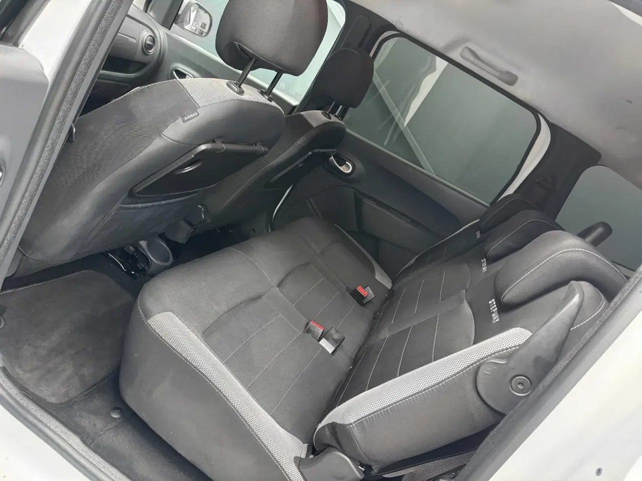 Billede 14 - Dacia Lodgy Stepway 1,5 dCi 90 7prs