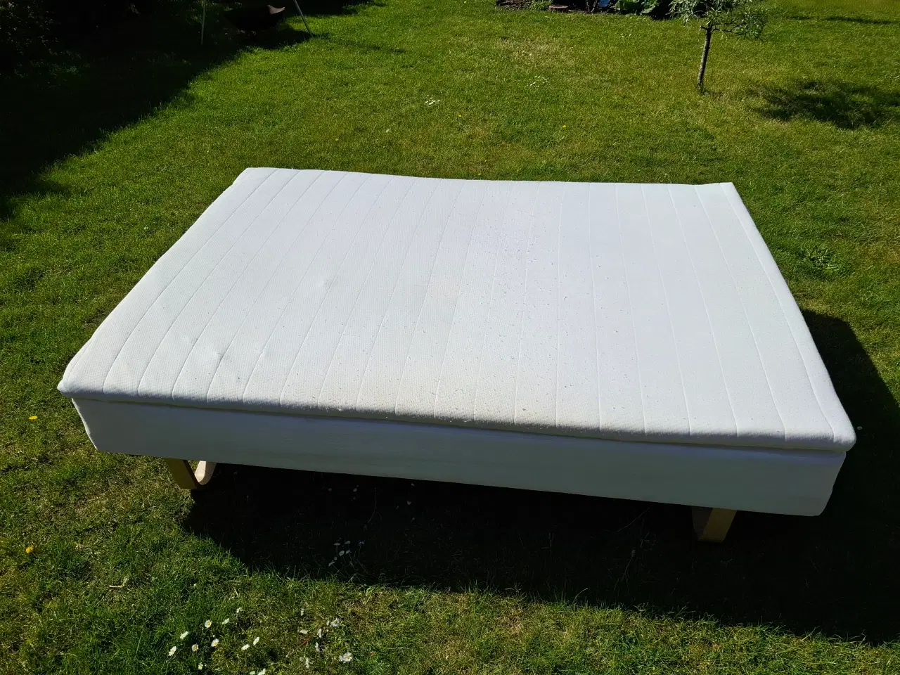Billede 4 - Boxmadras 200x140 sælges