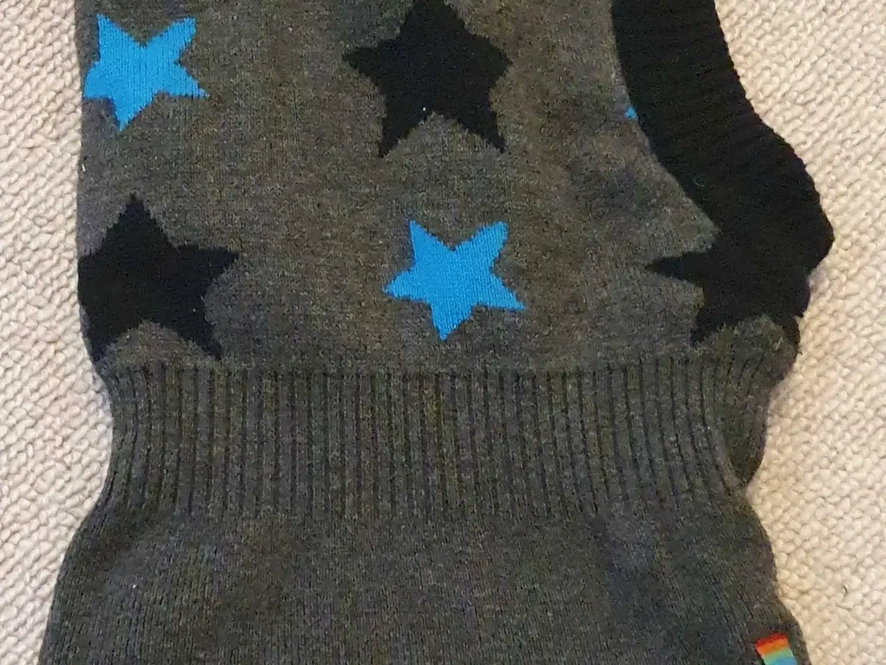 Billede 5 - Elefanthue str 98/104, tyk, dobbelt strik stjerner