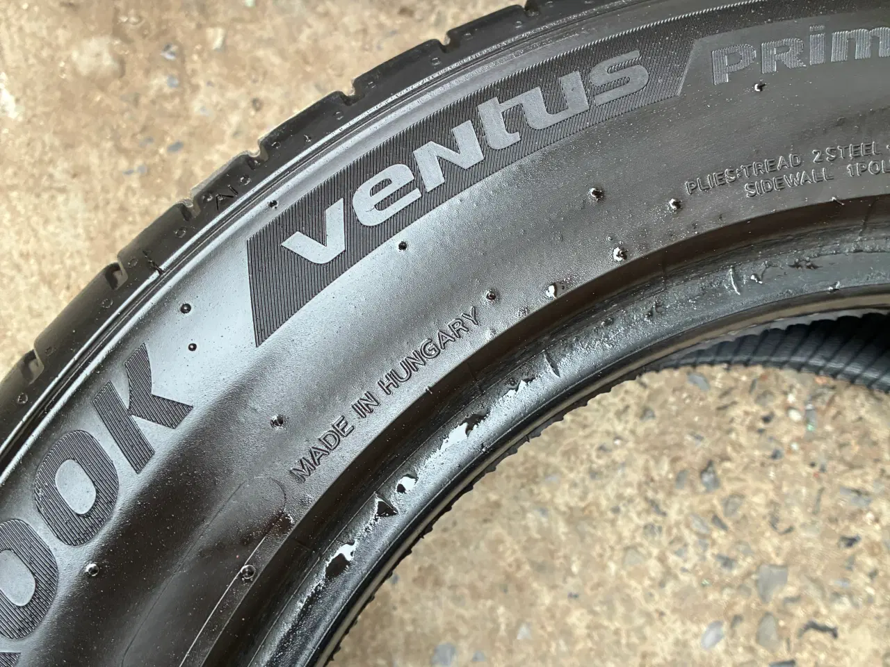 Billede 3 - 2 næsten nye sommerdæk