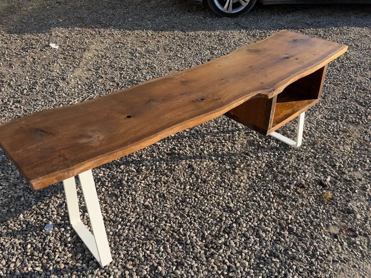 Billede 1 - Egetræs TV bord