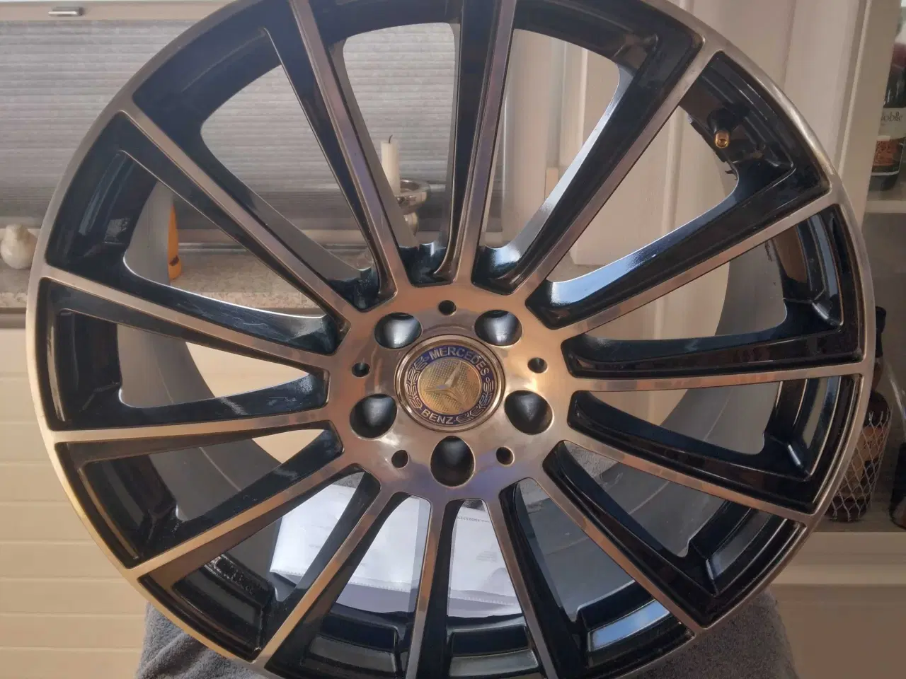 Billede 1 - 20" alufælge 