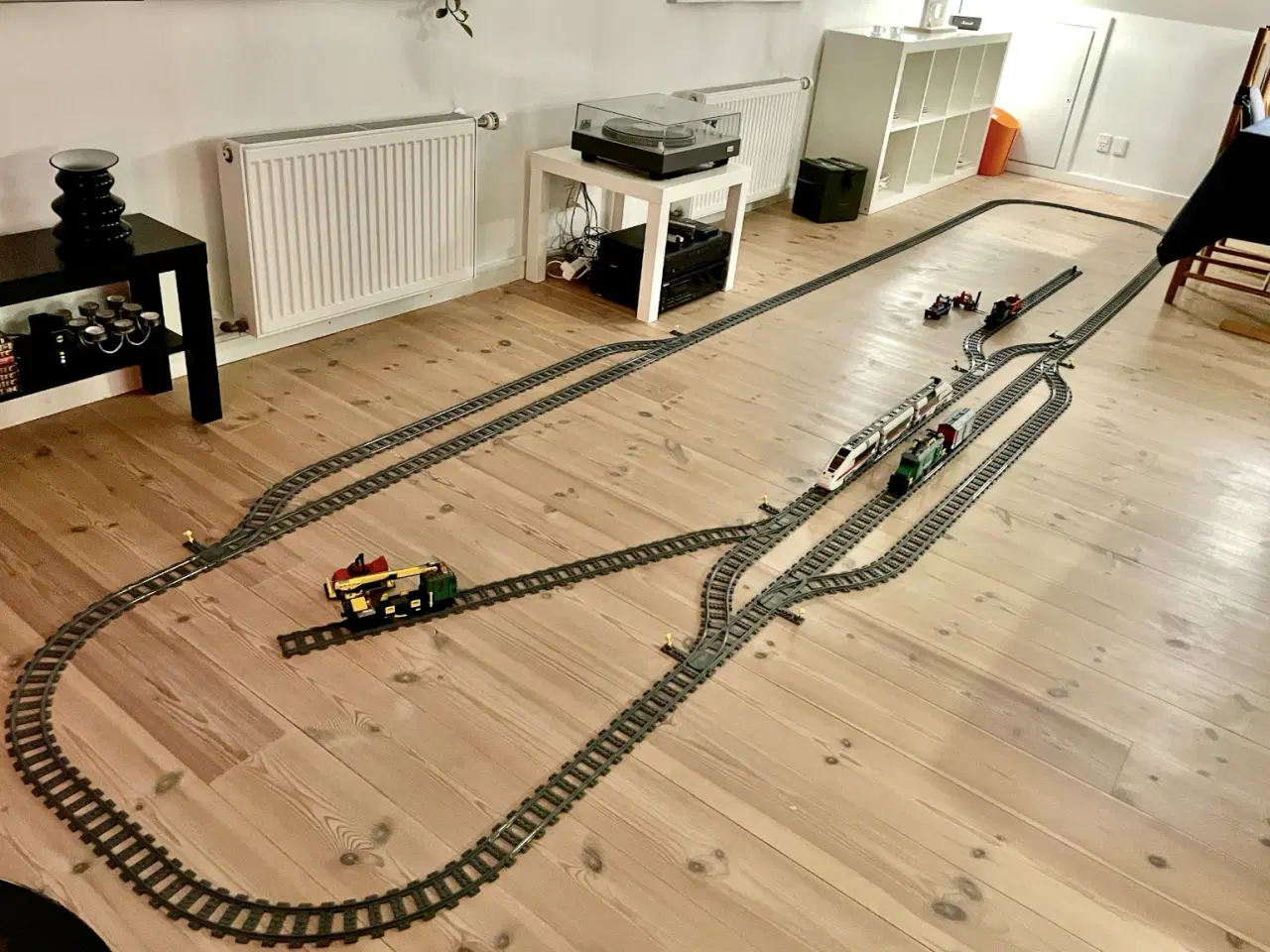 Billede 7 - LEGO City Tog Sæt med togvogne/skinner/tilbehør