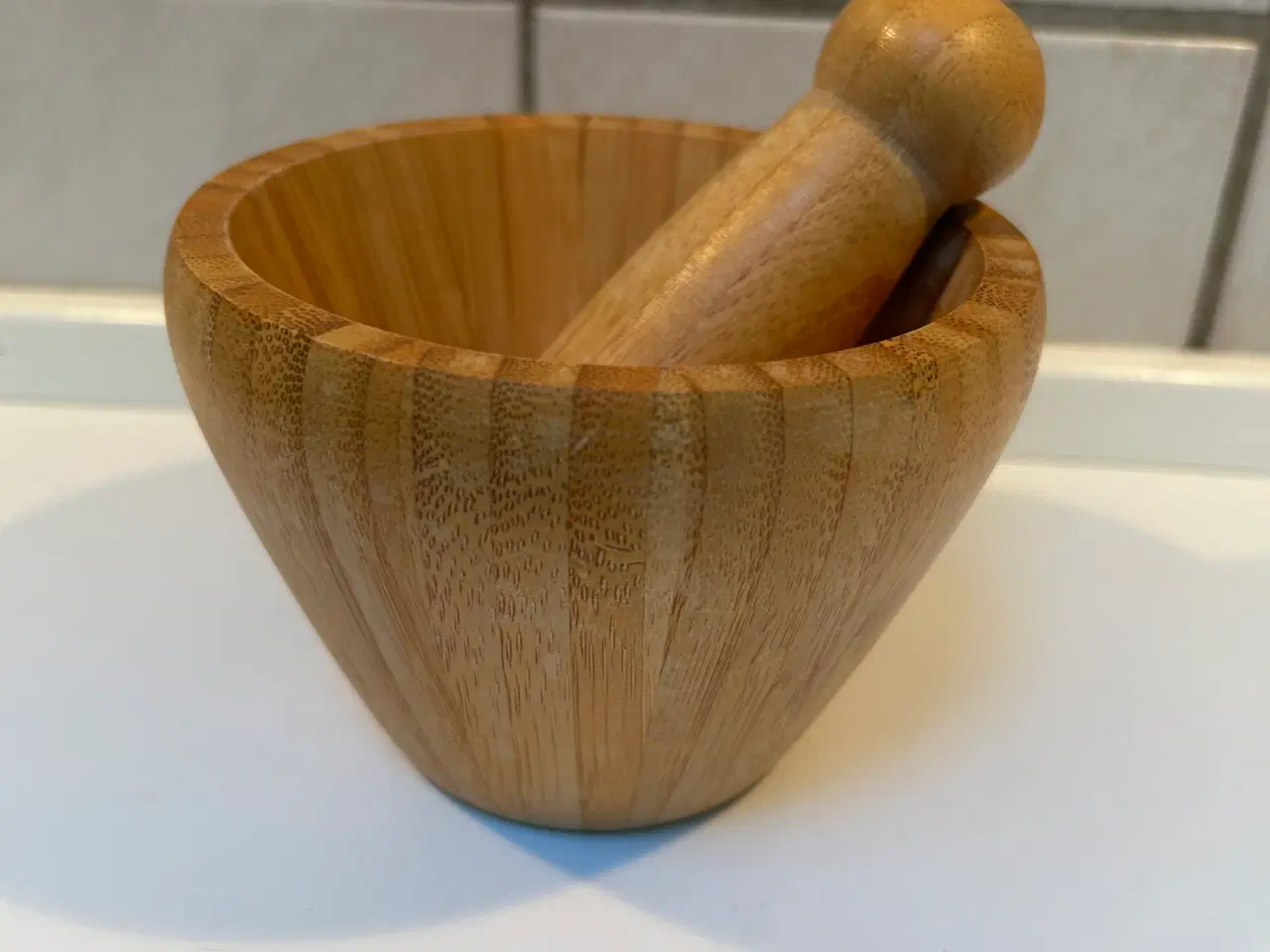 Billede 1 - Morter i træ