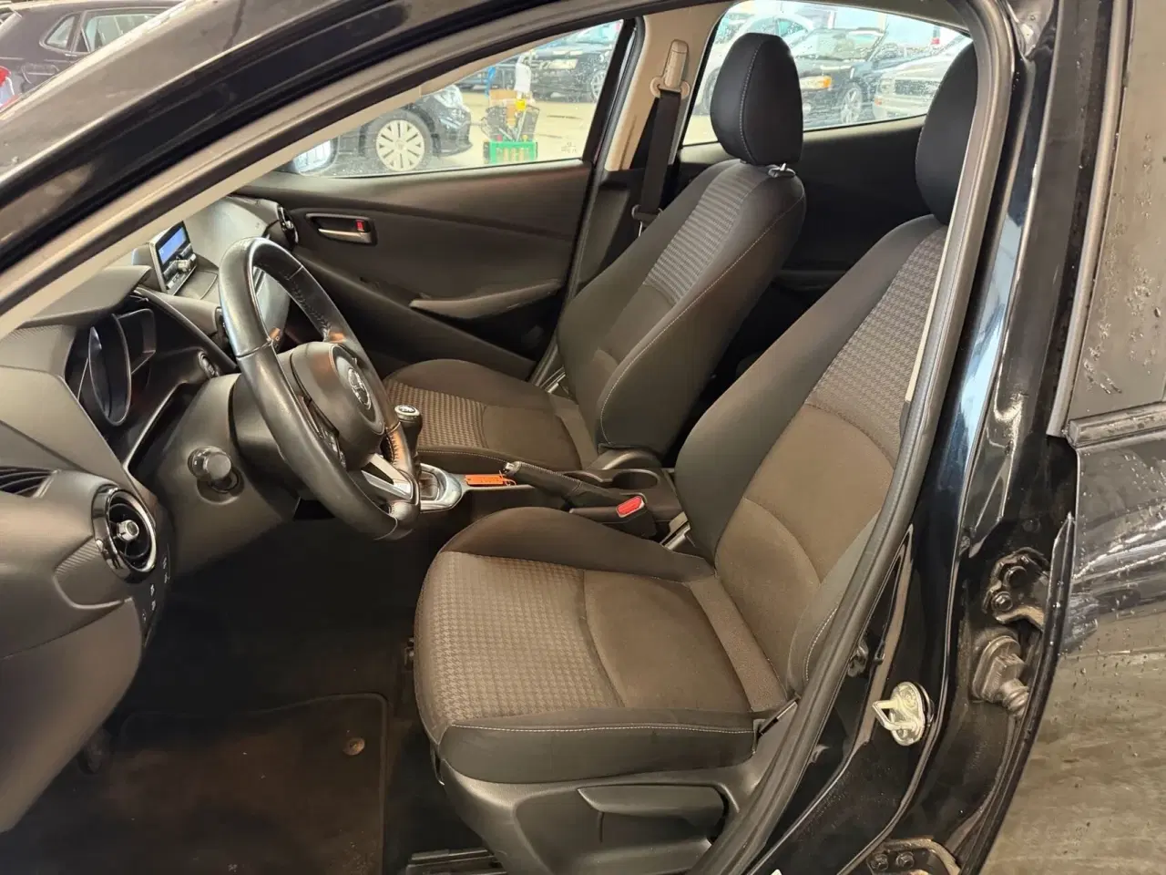 Billede 5 - Mazda 2 1,5 Vision 90HK 5d