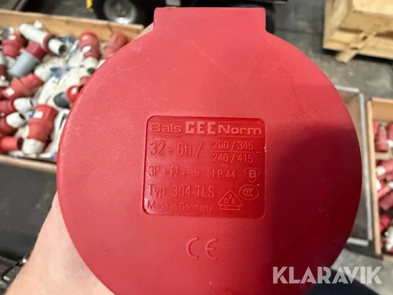 Billede 4 - Stik samlet lot