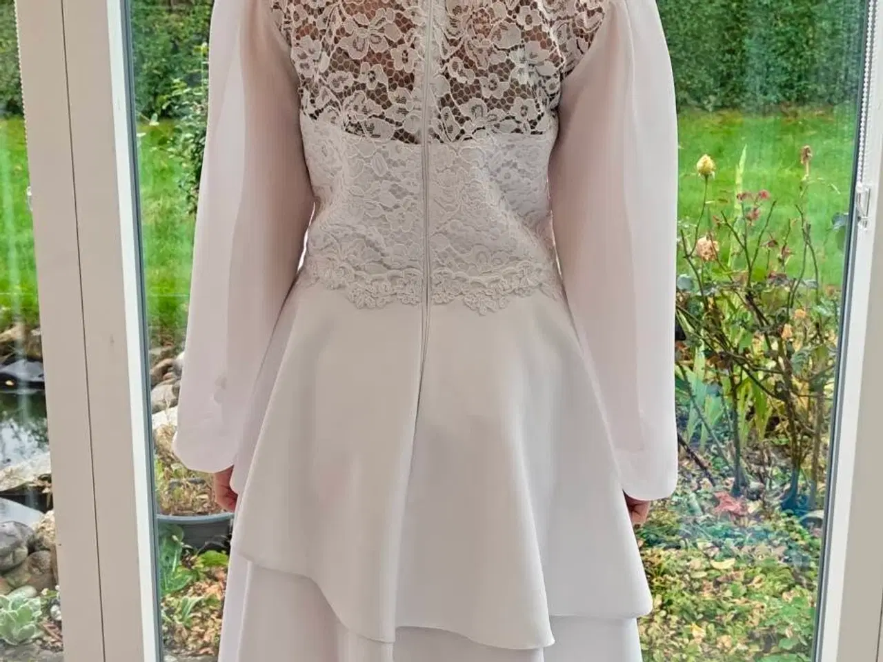 Billede 6 - Skræddersyet konfirmationskjole fra Angelina Desig