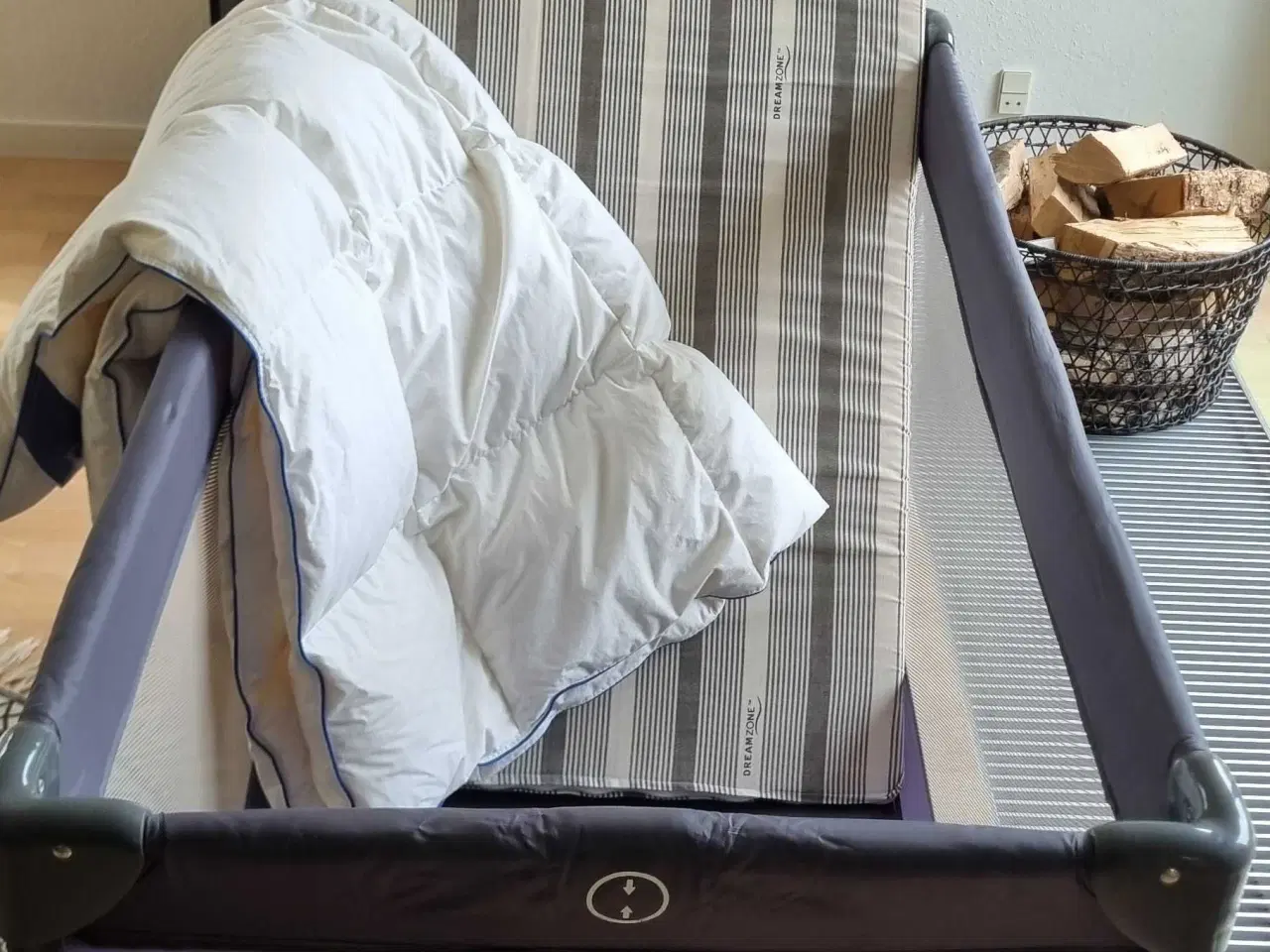 Billede 1 - Rejse barneseng