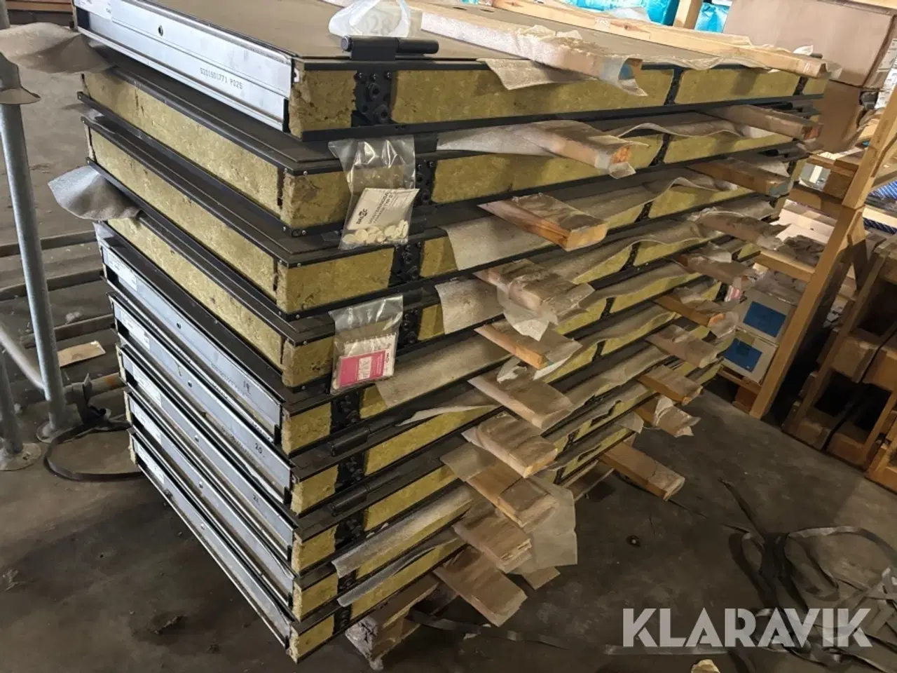 Billede 9 - Ståldøre med isolering Daloc med karm 10 styk
