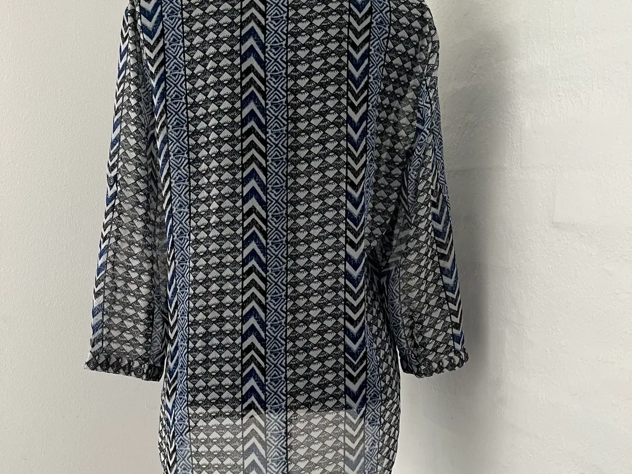 Billede 4 - Bluse str.36
