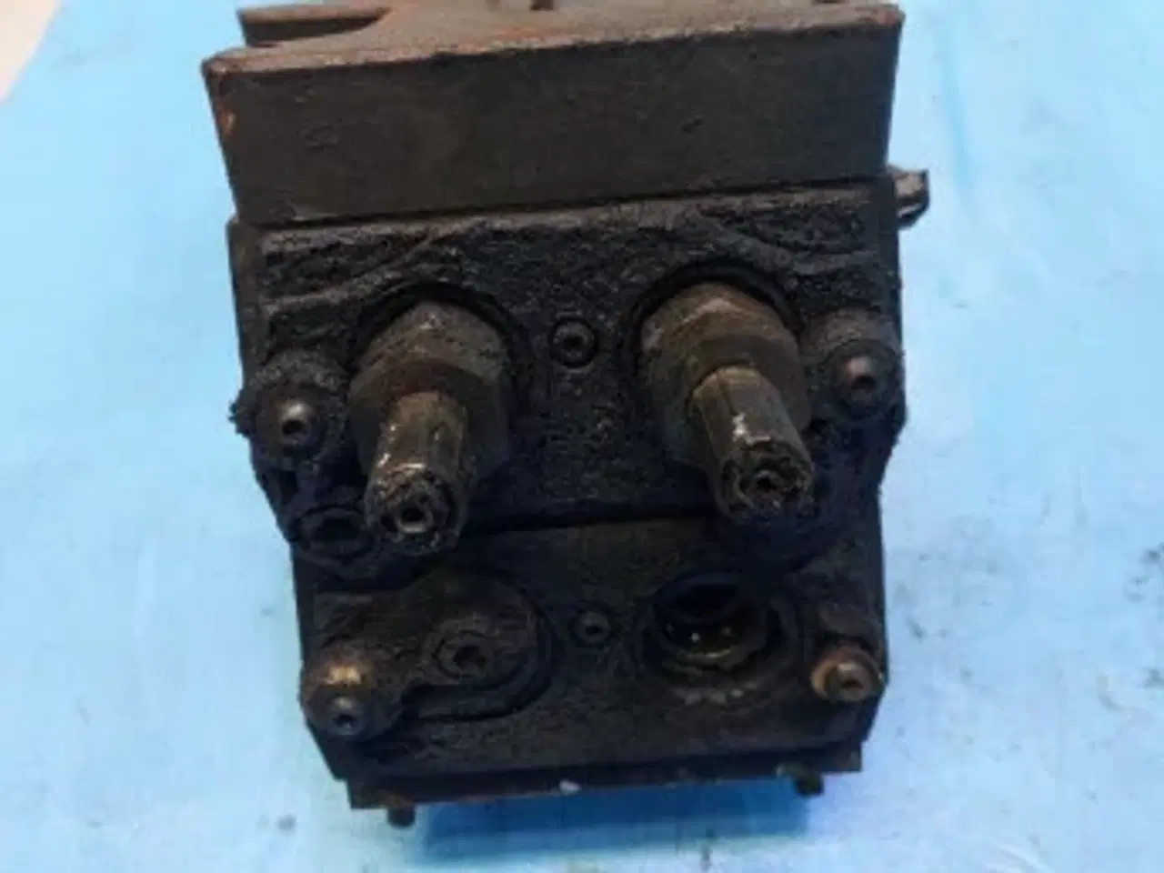 Billede 5 - Claas Axion 840 Hydraulikvalve 6005028082