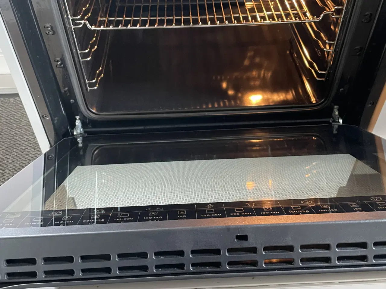 Billede 2 - Gram komfur CC56050 - glaskeramisk