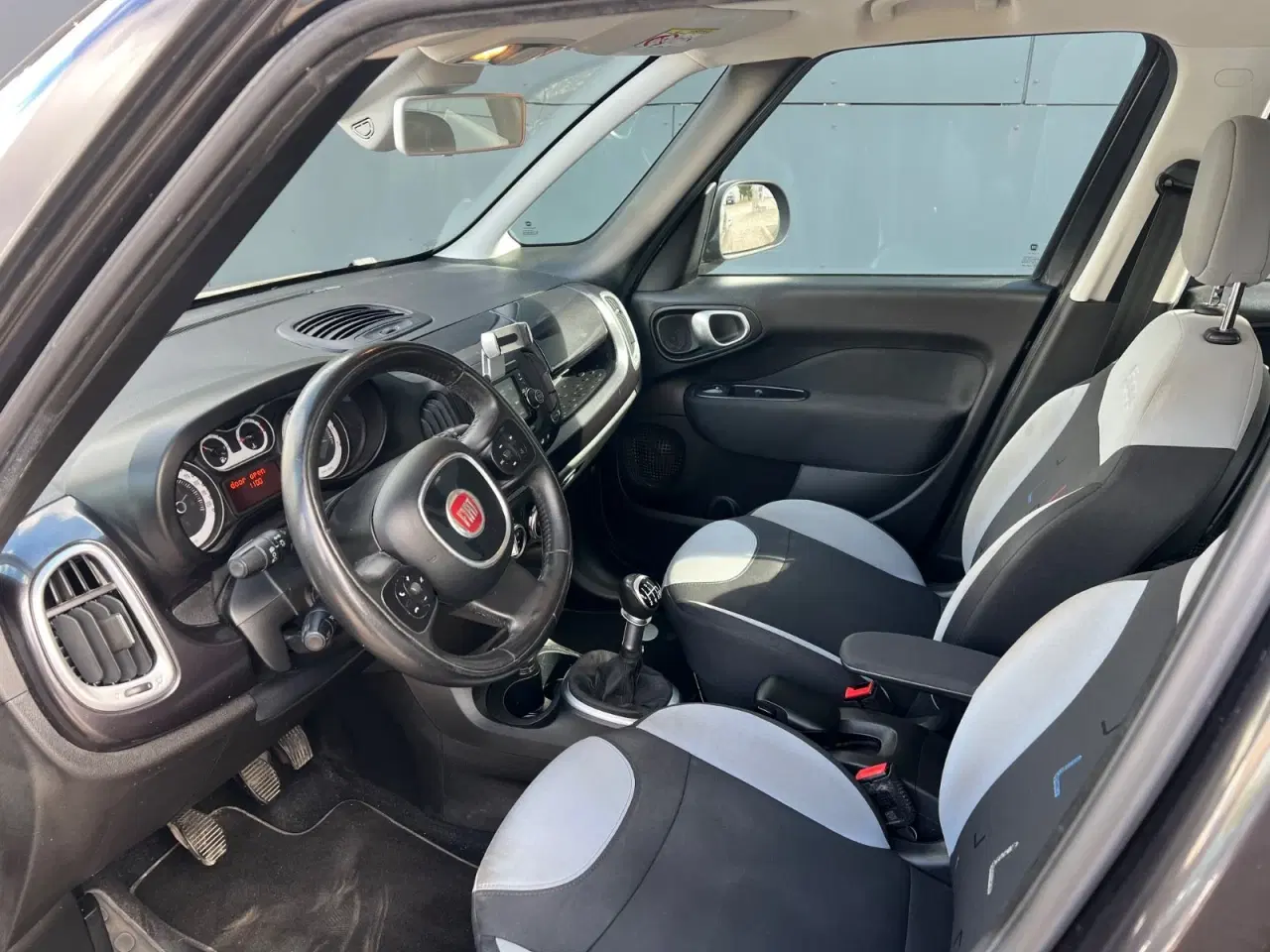 Billede 7 - Fiat 500L Living 0,9 TwinAir 105 Family 7prs