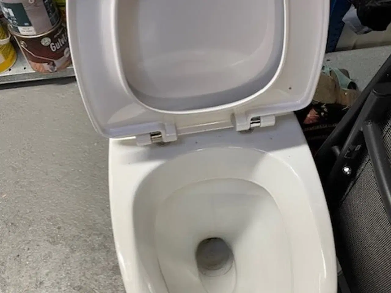 Billede 2 - Håndvask med skab - Spejlskab - Toilet