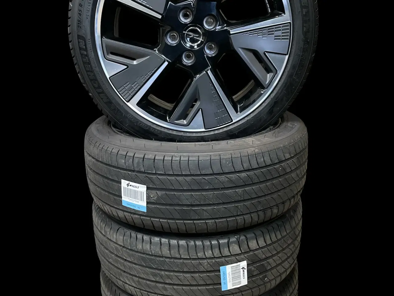 Billede 1 - 18 Opel Astra L 215/45r18 Ref.B1 Sommer