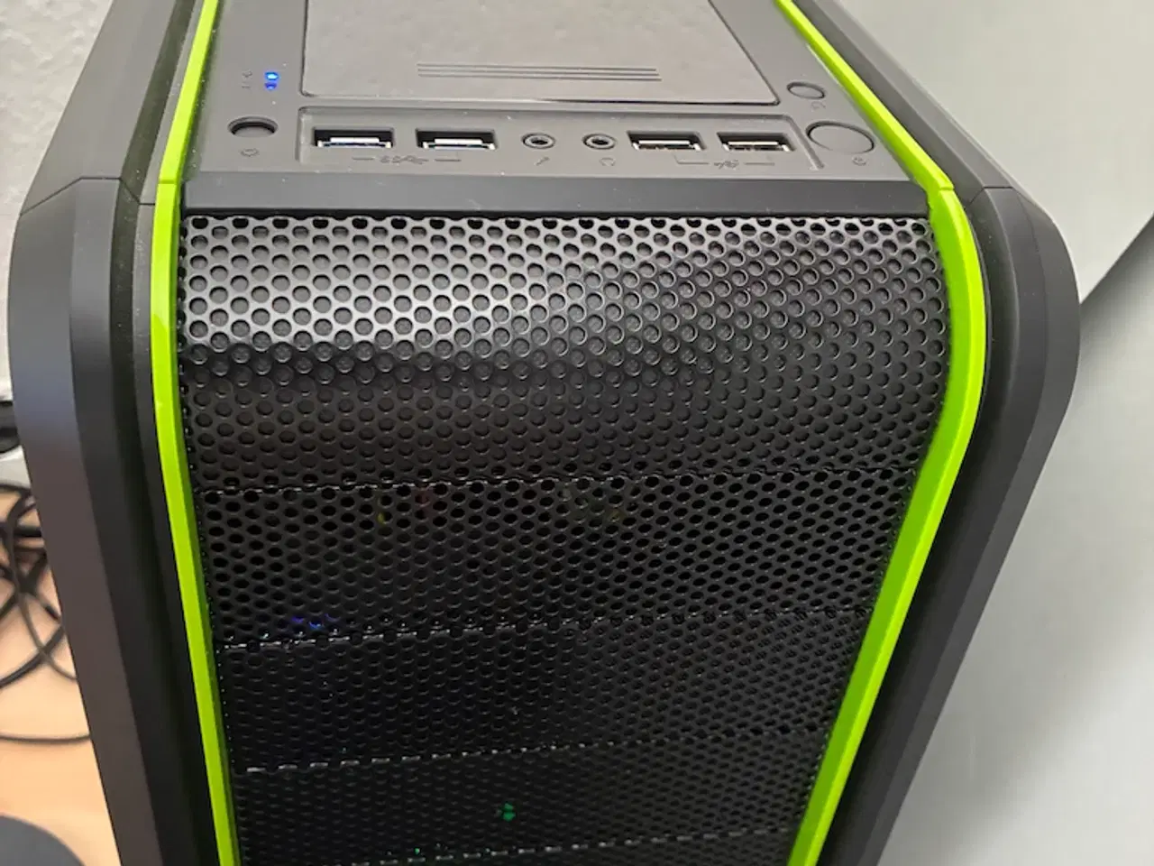 Billede 1 - Stationær pc i5