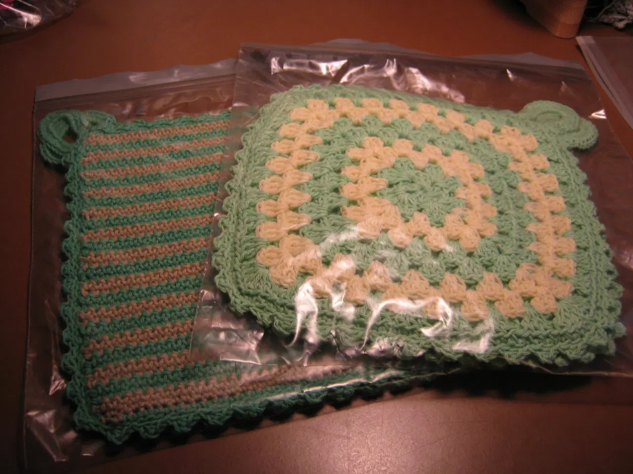 Billede 2 - Hæklede grydelapper pr. par