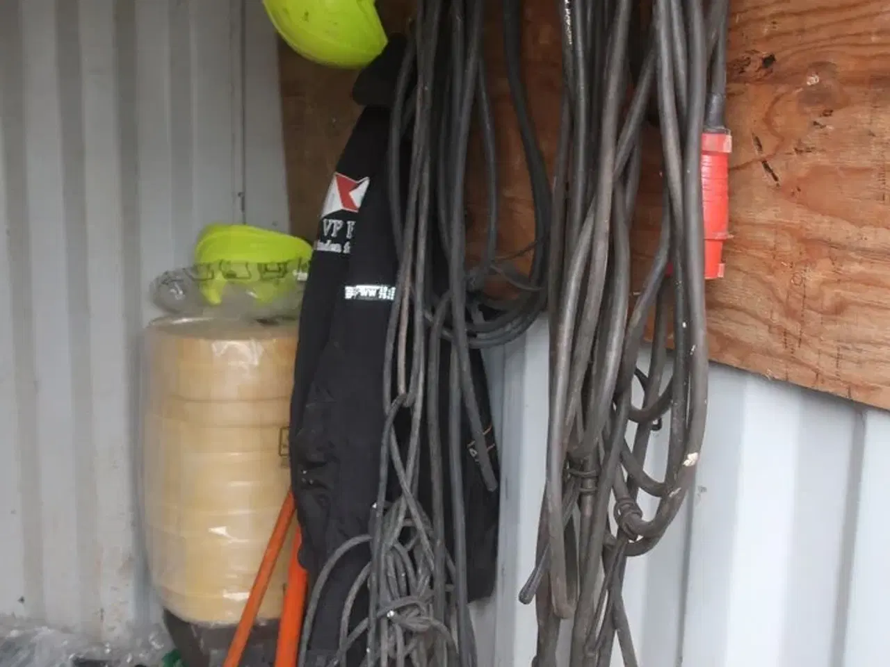 Billede 6 - Ledninger, skruer, søm m.m.