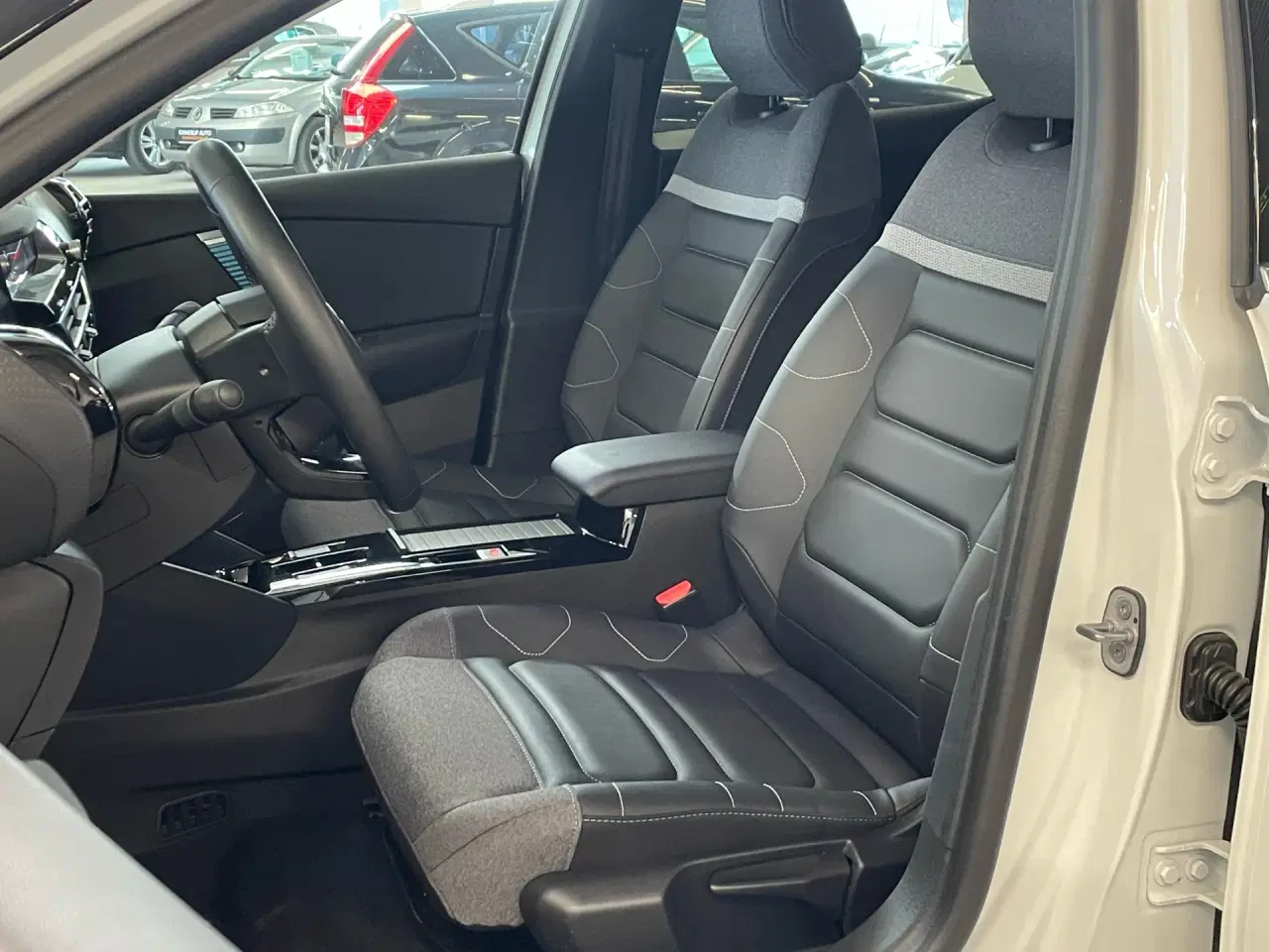 Billede 8 - Citroën e-C4 EL Shine 136HK 5d Aut.