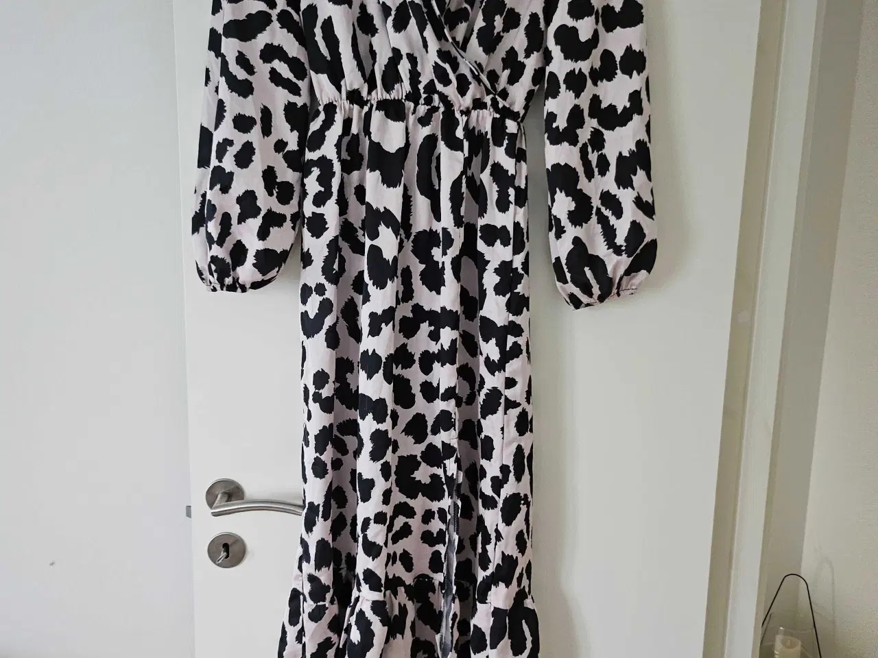 Billede 1 - Kjole fra estee Brown