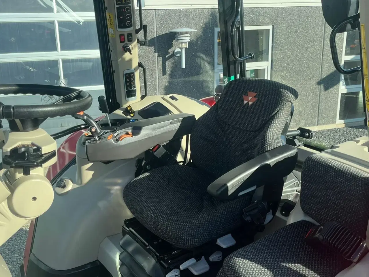 Billede 5 - Massey Ferguson 6715 S Dyna6 Med frontlæsser