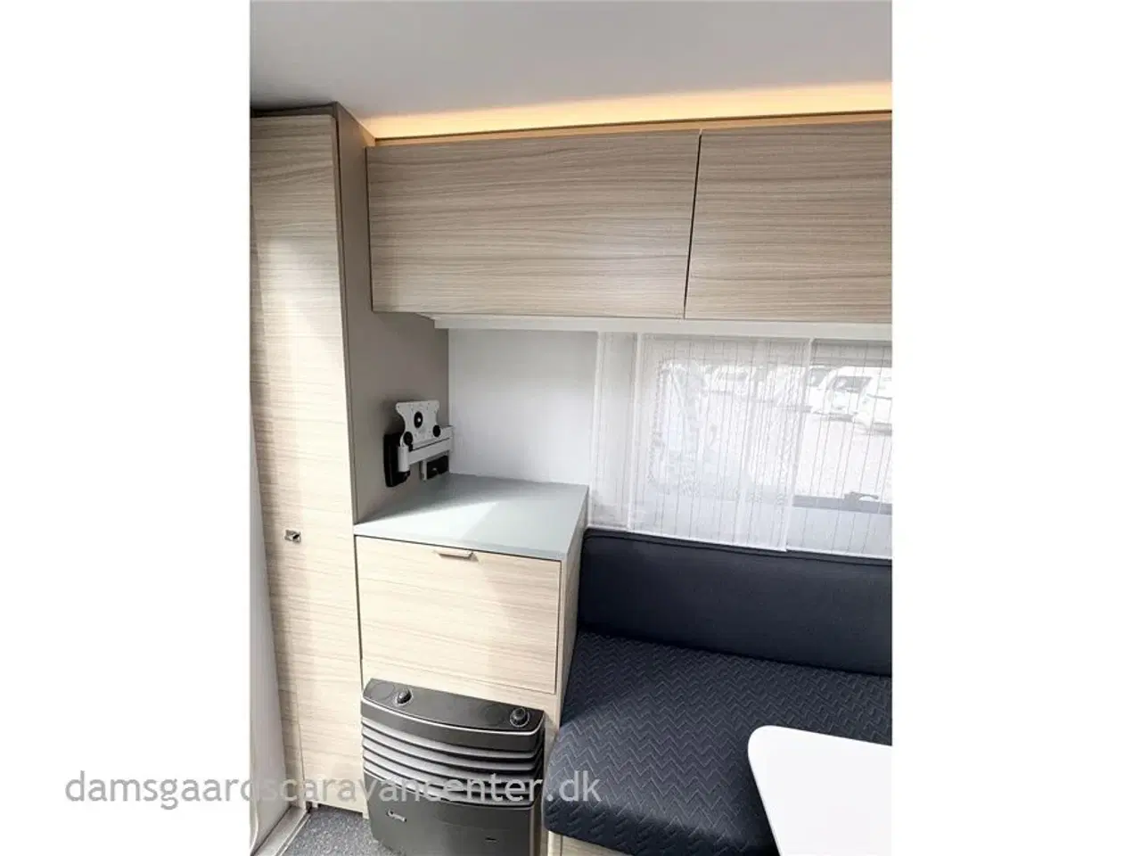 Billede 11 - 2021 - Adria Altea 432 PX   Fransk seng-Gulvtemp.-Mover-Tagmarkise