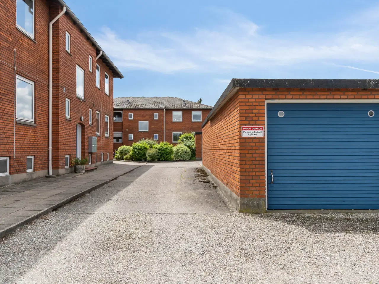 Billede 1 - 🚗 GARAGE til leje – Odense M v. Rosengårdcenter