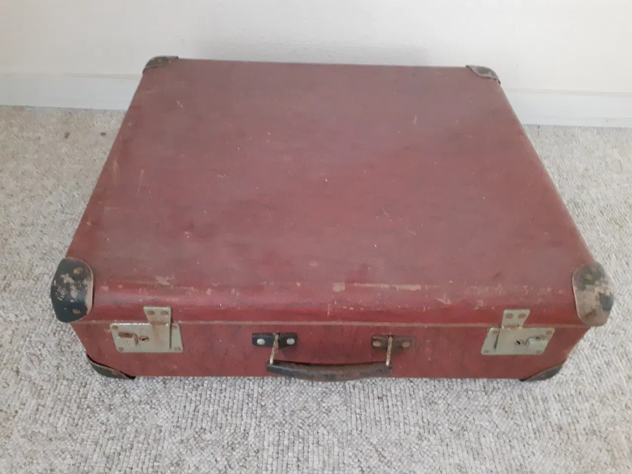 Billede 2 - Gl picnickuffert. 