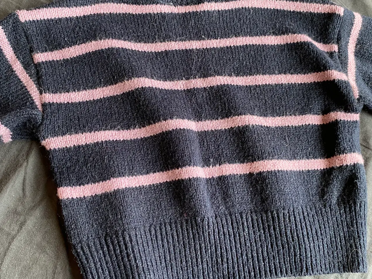 Billede 6 - Strik bluse (kort model) 