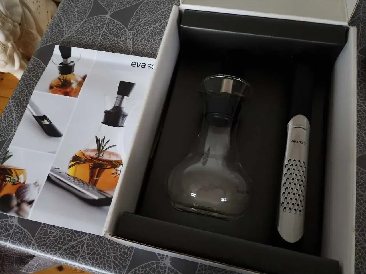 Billede 1 - Eva Solo Dressing shaker og mini rivejern.