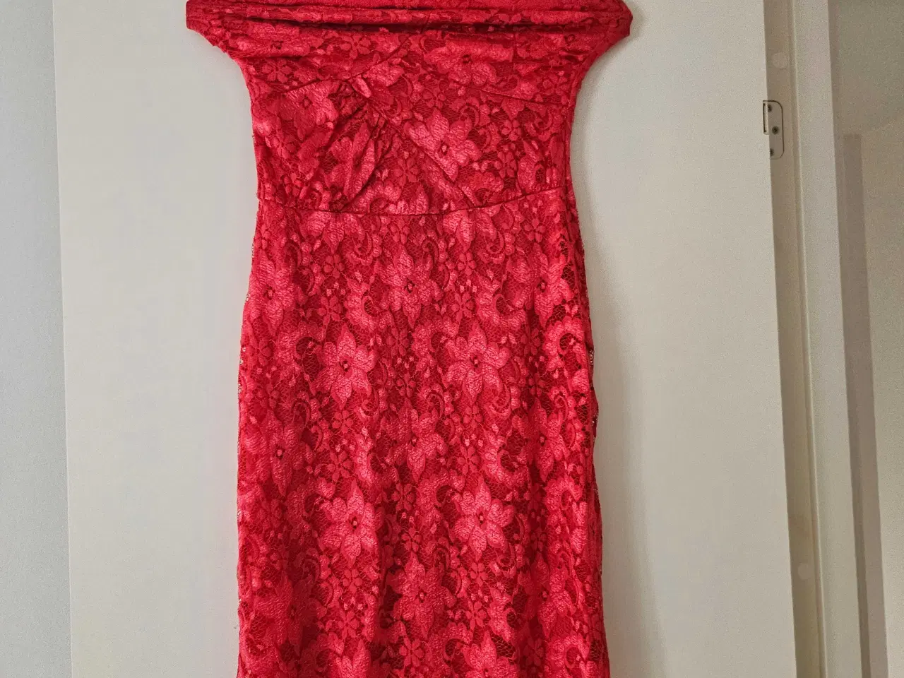Billede 1 - Kjole fra lili