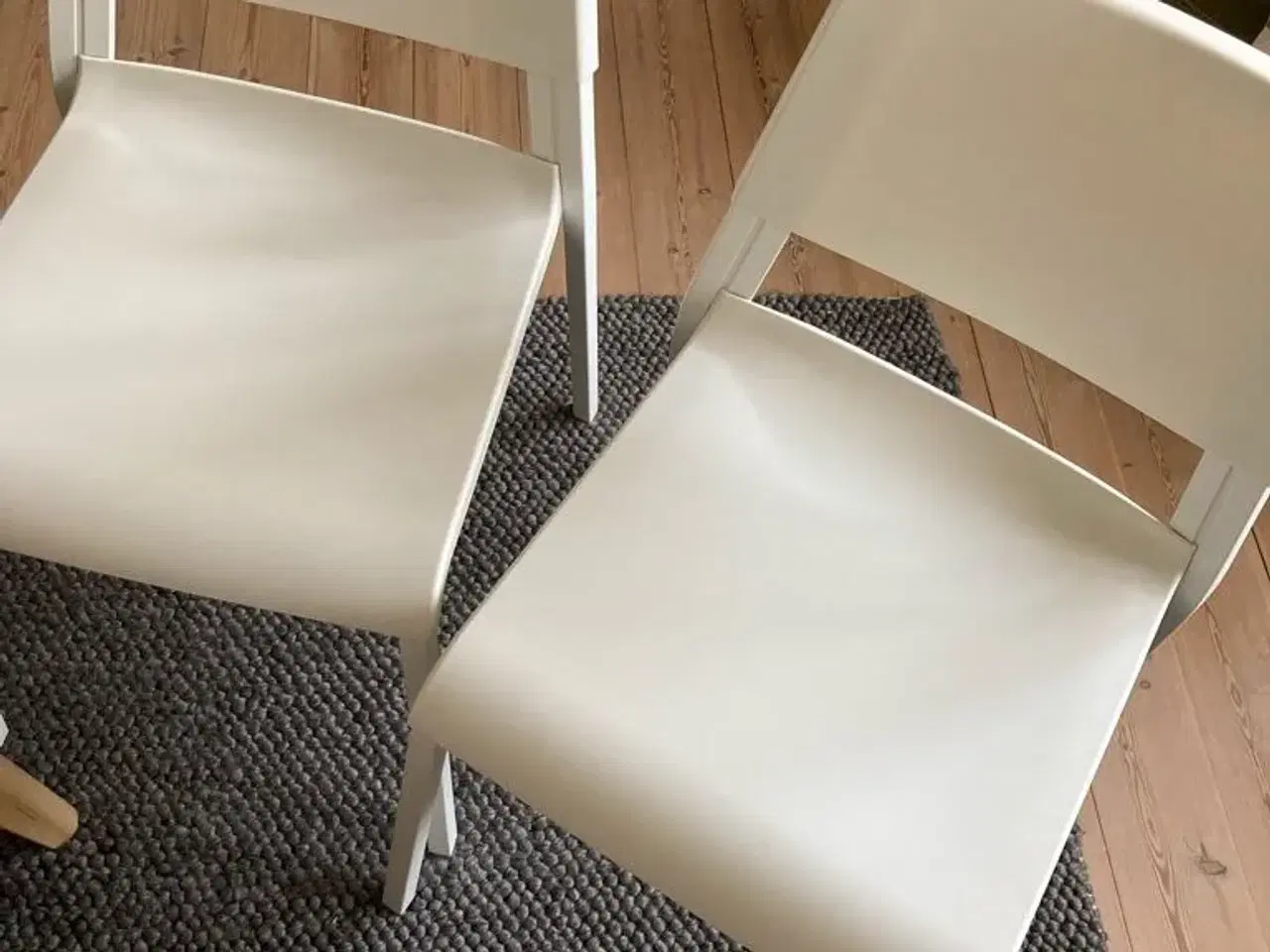 Billede 2 - TEODORES Spisebordsstole fra Ikea 