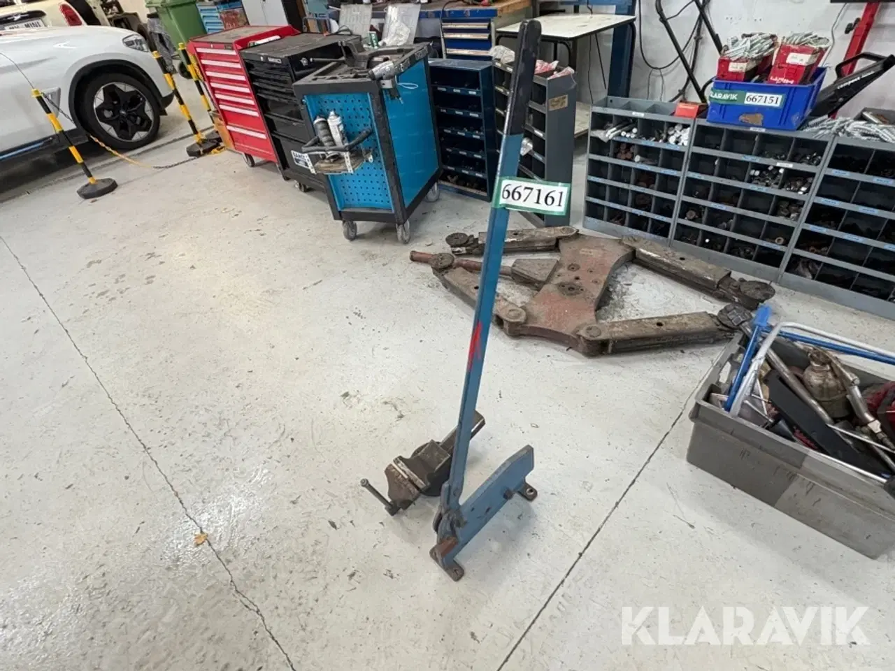Billede 1 - Pladesaks og skruetvinge