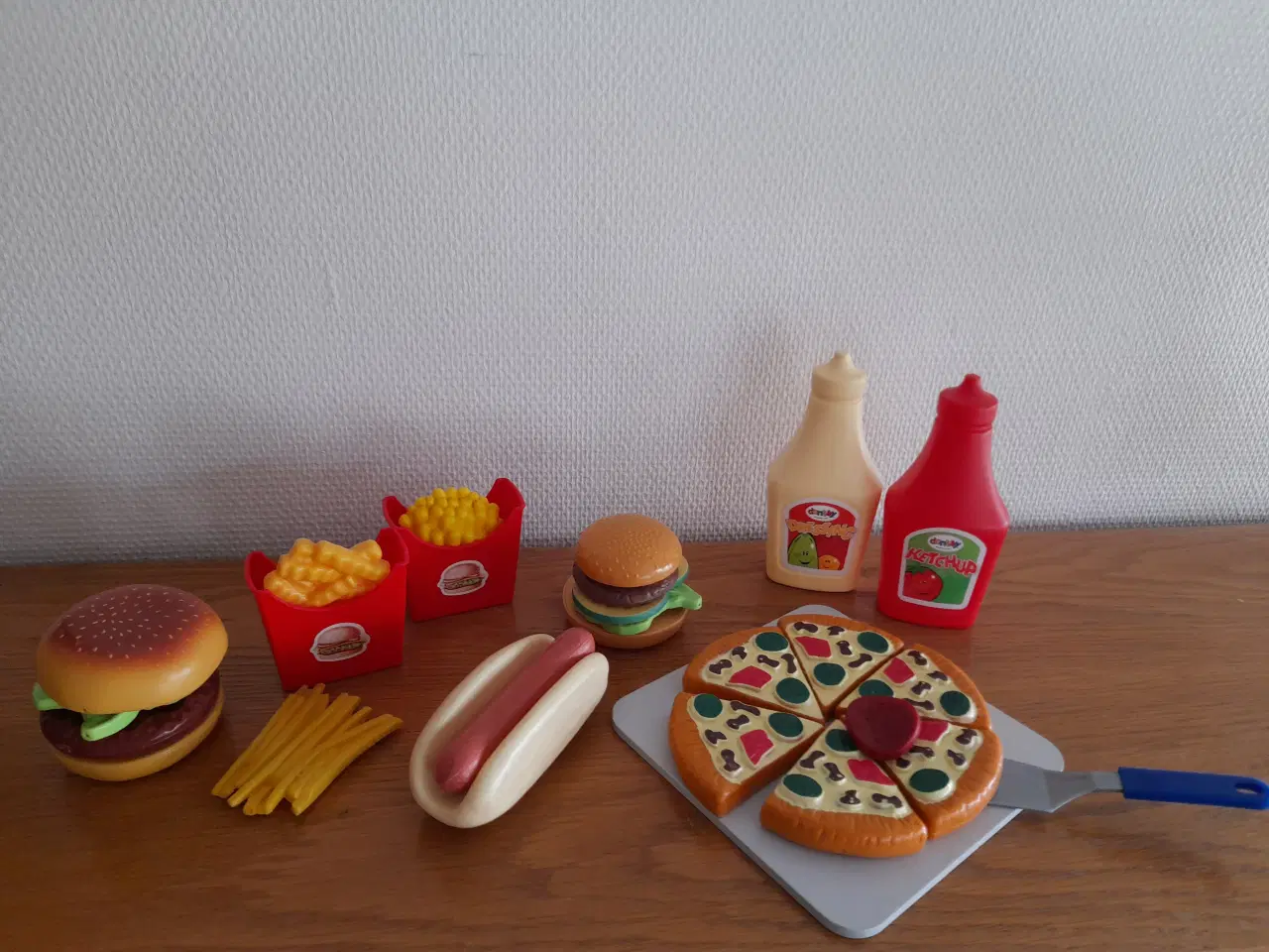Billede 4 - Legemad, Fastfood/ pizza, burger m.m