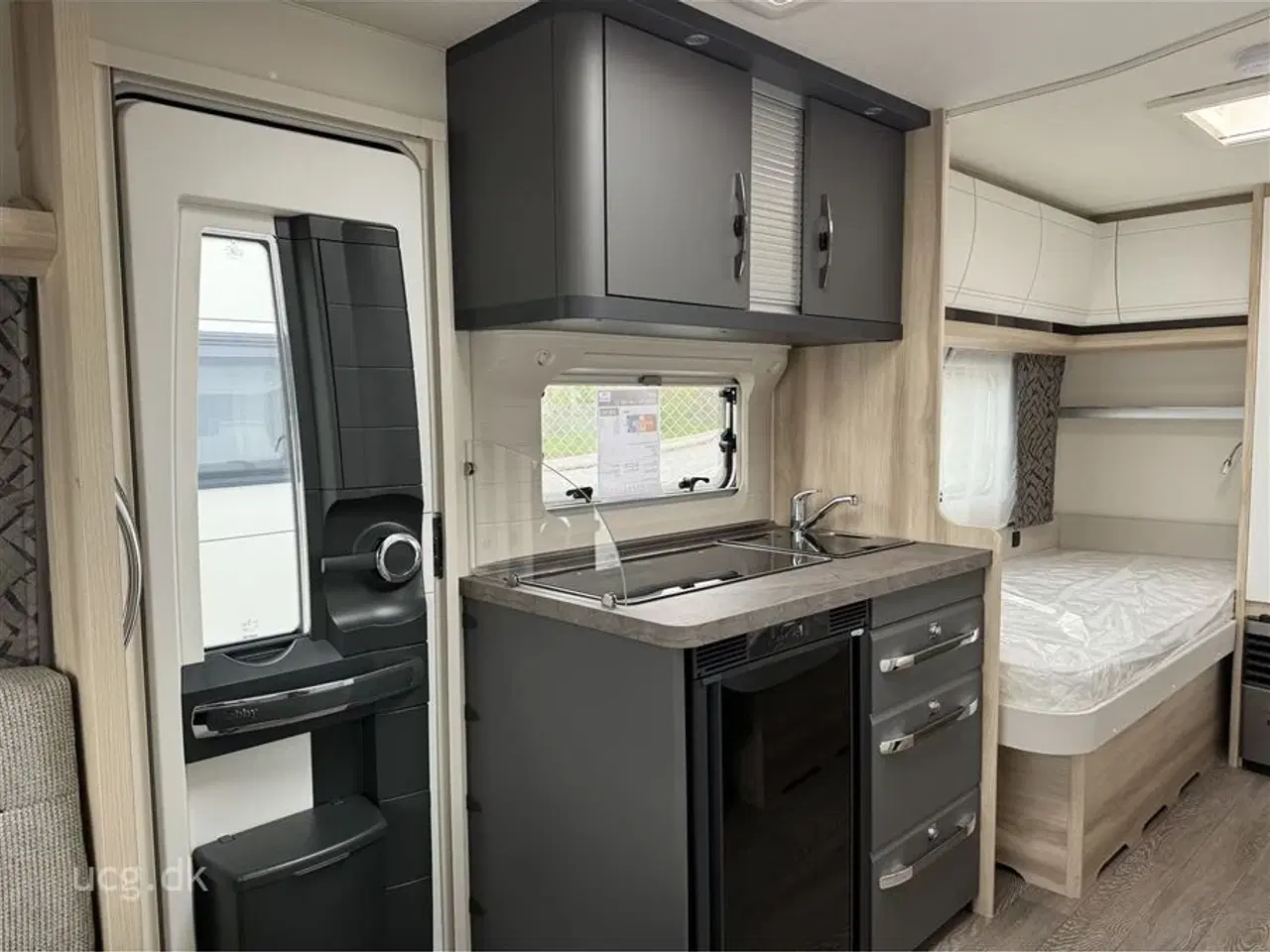 Billede 9 - 2024 - Hobby De Luxe 460 LU   Prisen er inkl. klargøring, gastest, fugttest, syn og nummerplade.