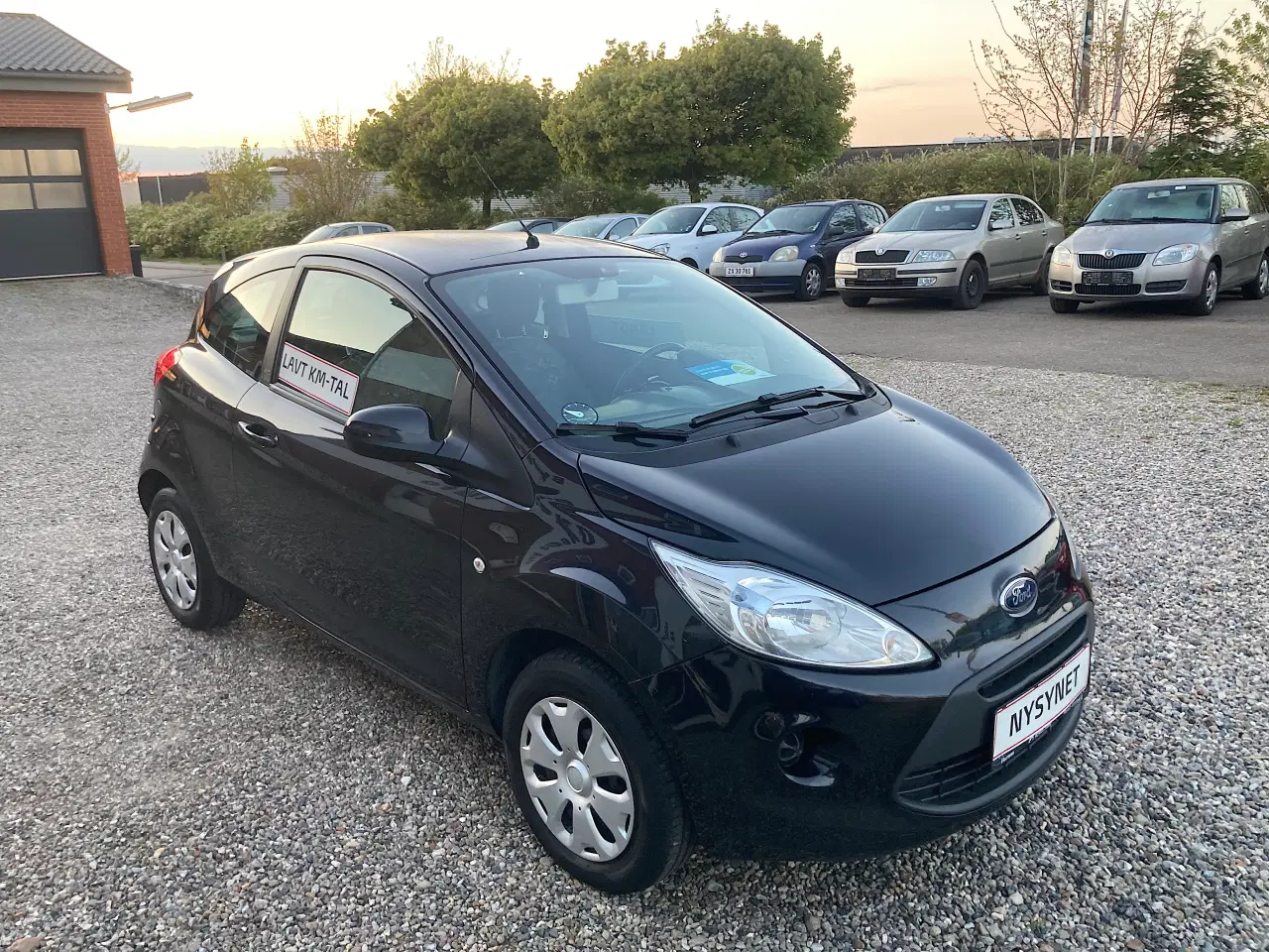 Billede 3 - Ford Ka Nysyn Lav km meget pæn og velholdt