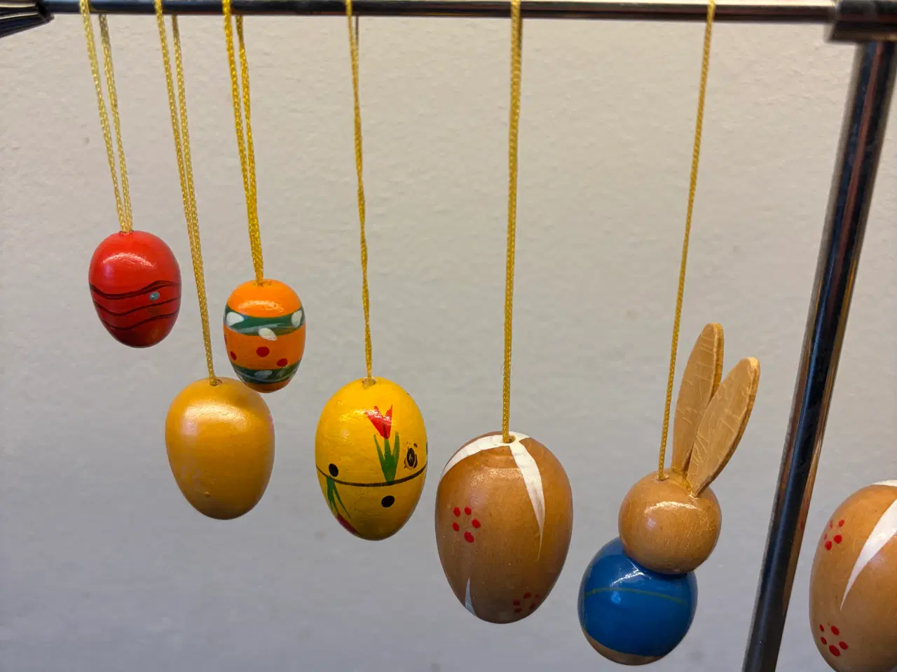 Billede 5 - Påskepynt af træ til ophæng