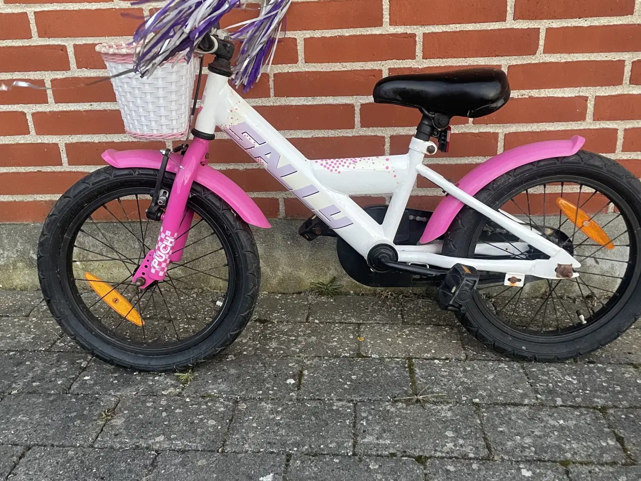 Billede 2 - Hvad og pink puch børne cykel 16”